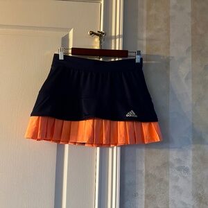 Adidas tennis/pickleball skort Size S